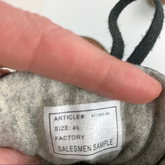 TRETORN Kids Hi-tops size 3 ½ - Picture 6 of 6